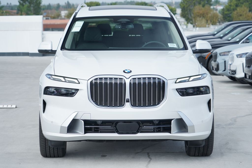 New 2027 Mineral White Metallic BMW xDrive40i image 2