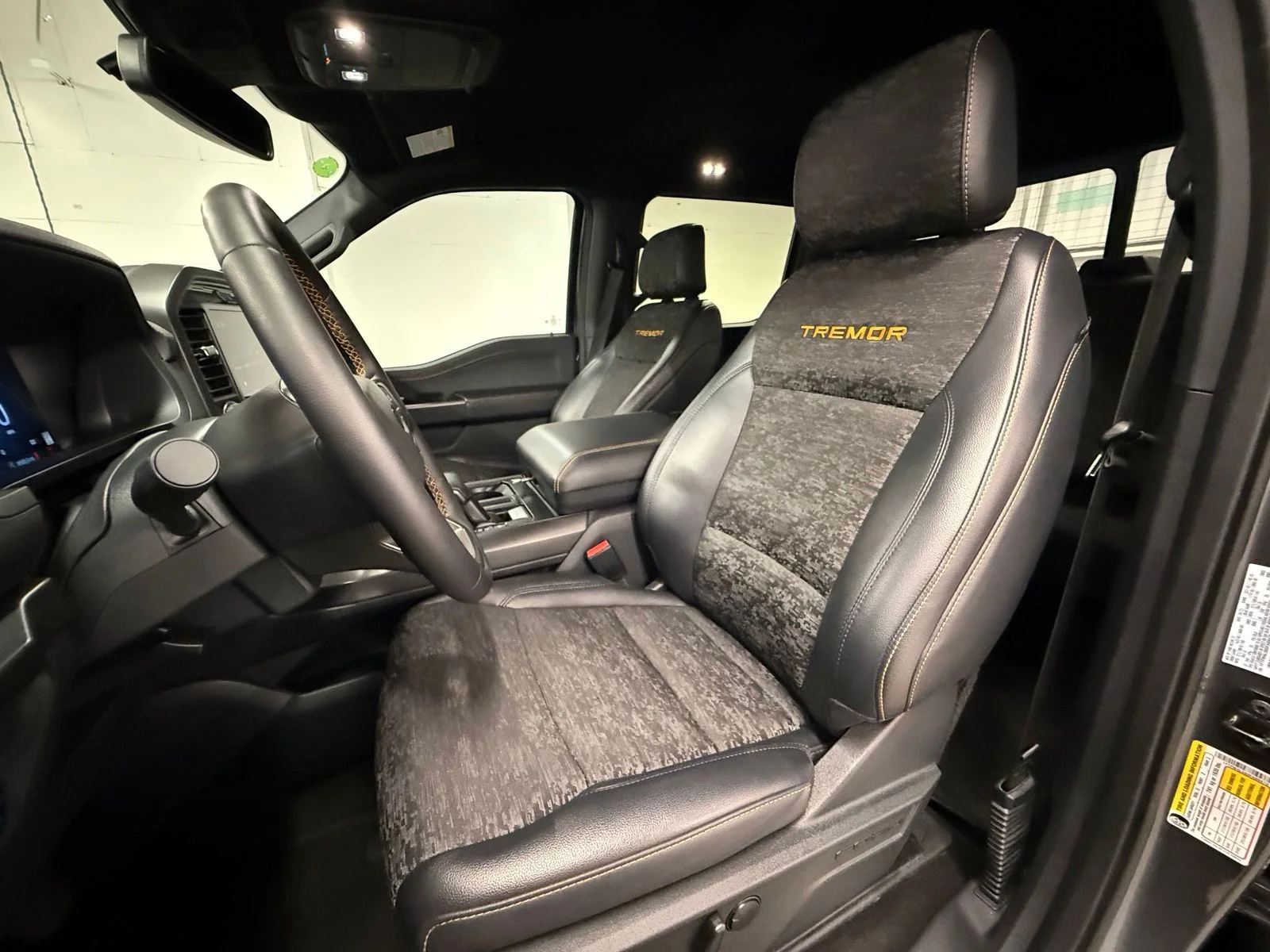 Used 2025 Gray Ford Tremor image 17