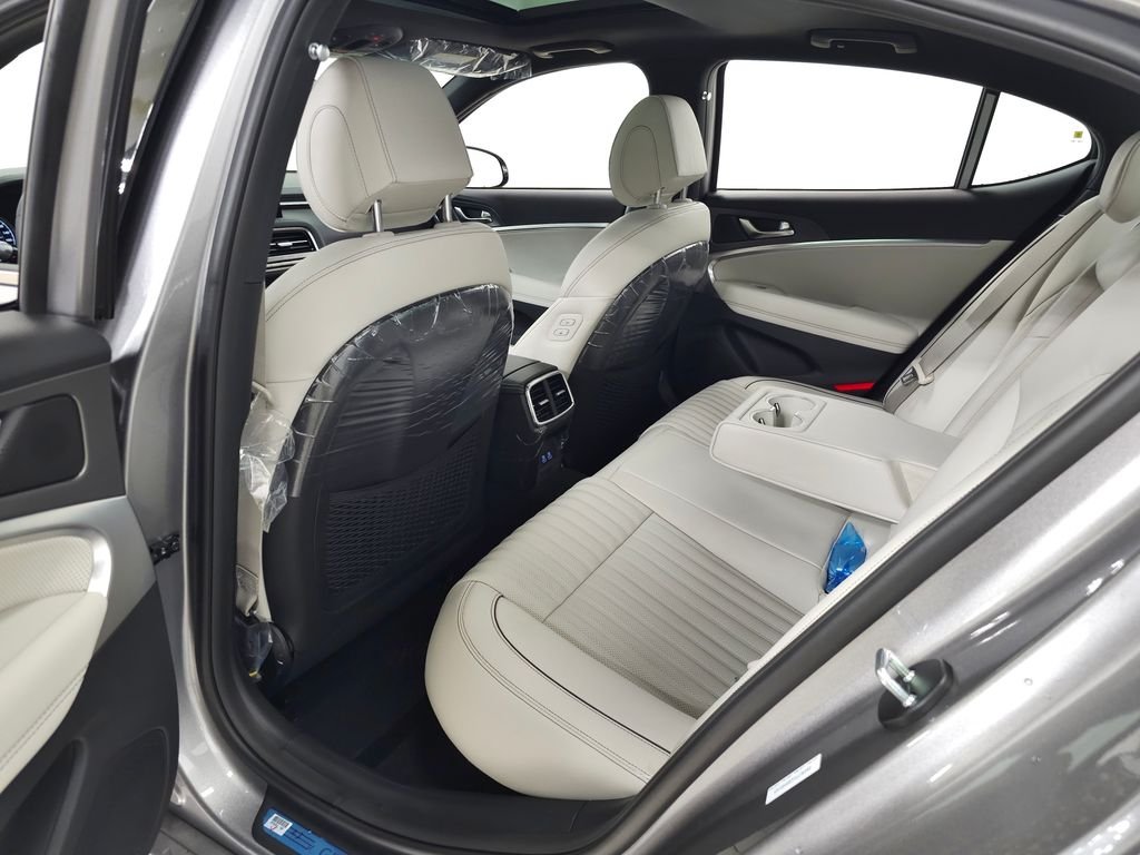 New 2026 Silver Genesis 3.3T SPORT PRESTIGE image 29