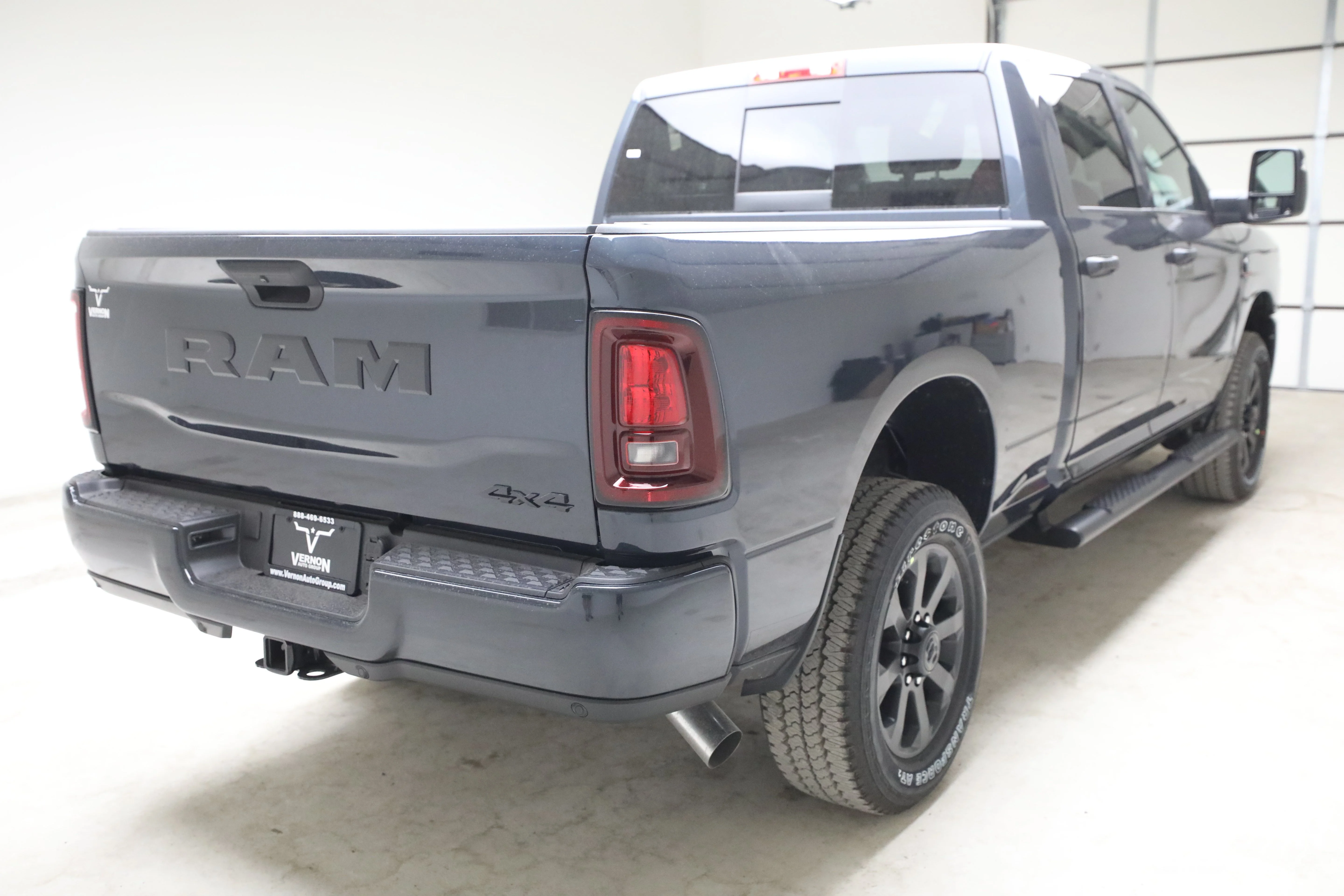 New 2026 Ram 2500 Black Express Crew Cab 4x4