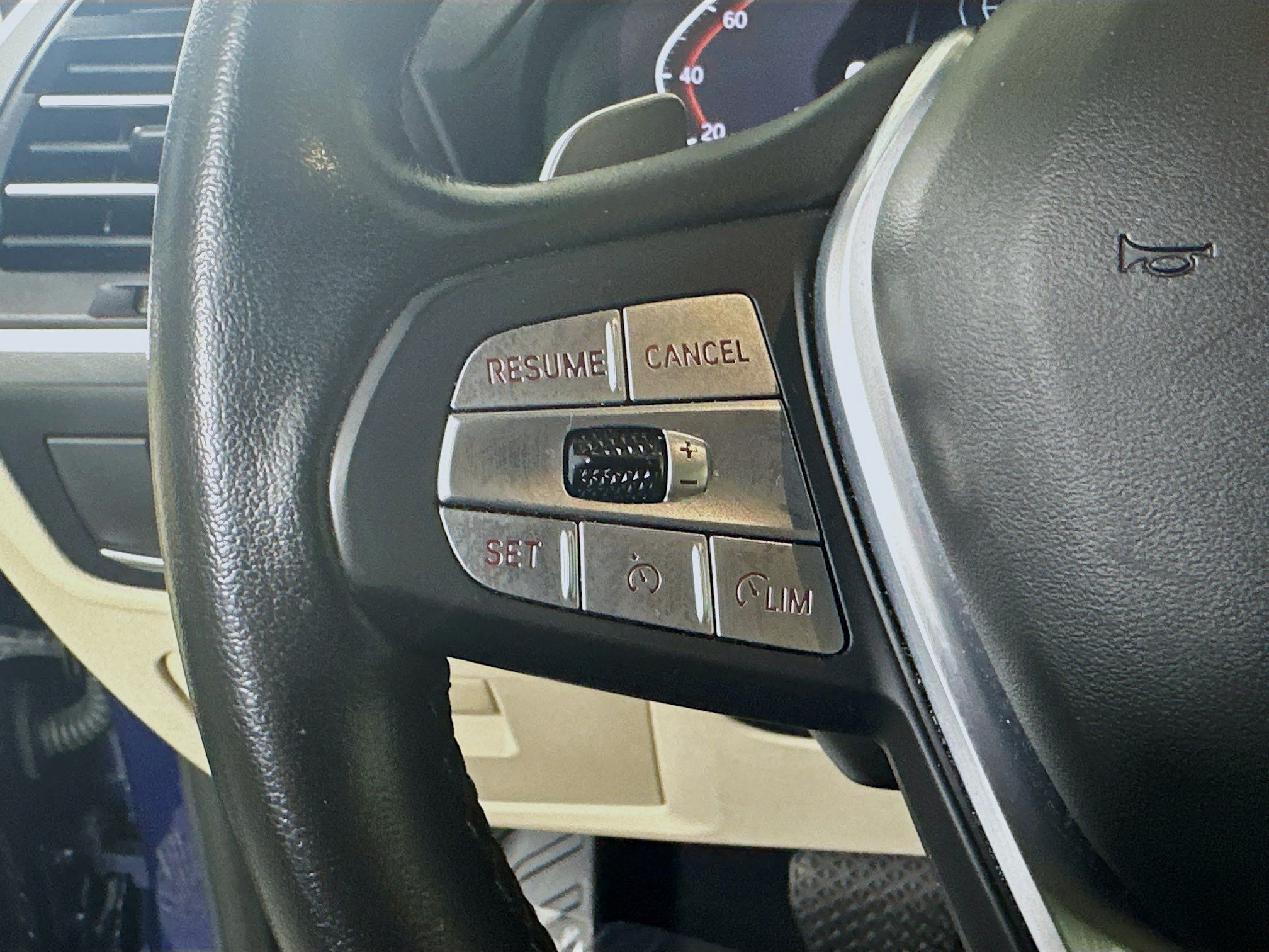 Used 2022 Phytonic Blue Metallic BMW xDrive30i image 16