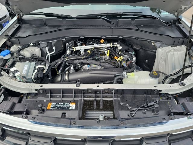 Used 2026 Vapor Blue Metallic Ford Active image 24