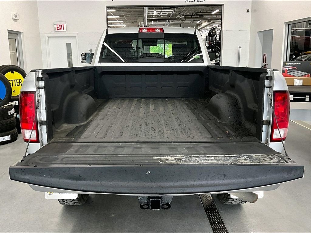 Used 2017 Bright Silver Clearcoat Metallic Ram Tradesman image 27