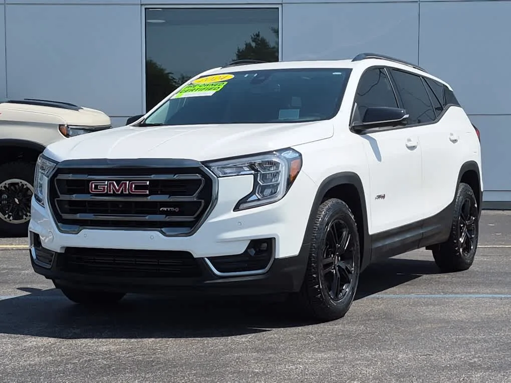 2024 GMC Terrain AT4