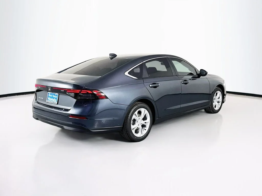 New 2026 Meteorite Gray Metallic Honda LX image 7