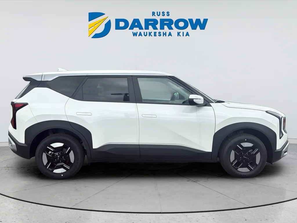 New 2027 Snow White Pearl Kia LX image 8