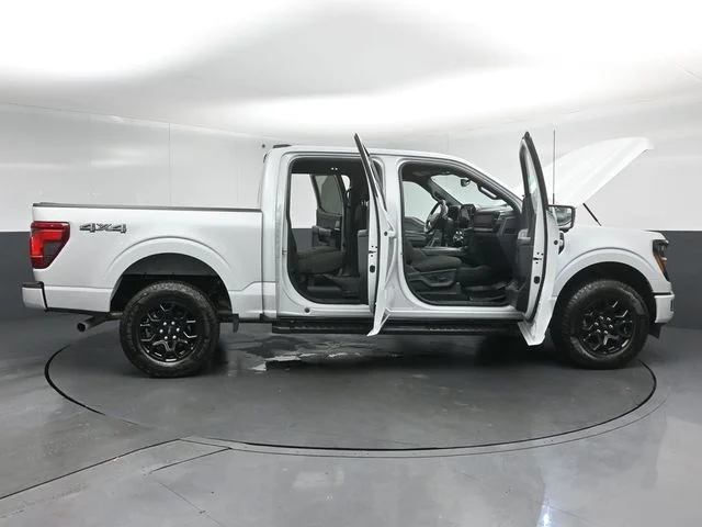 Certified Used 2024 Avalanche Ford XLT image 60