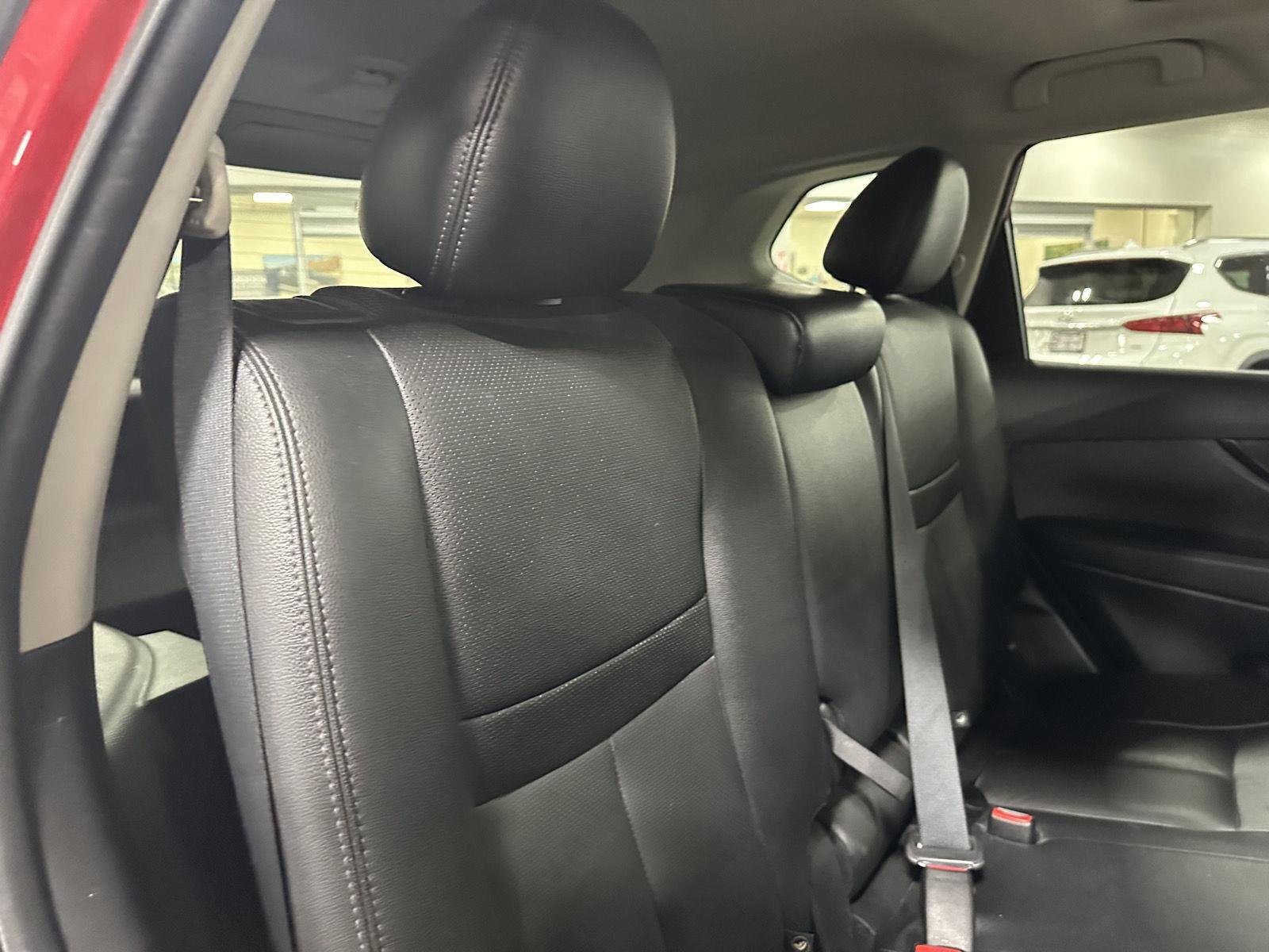 2017 Nissan Rogue SL - Photo 22