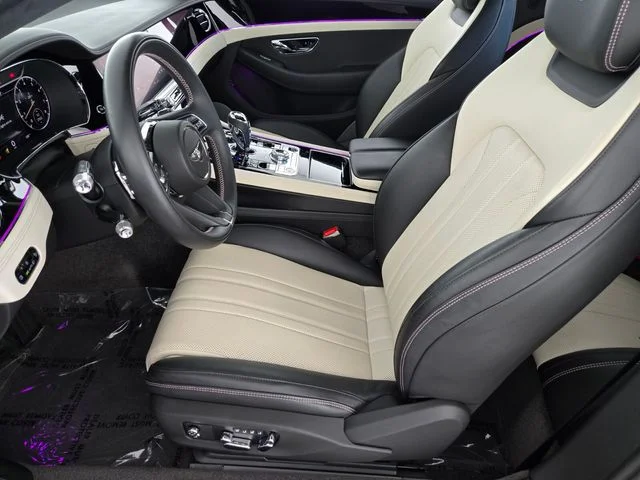 Used 2022  Bentley V8 image 10