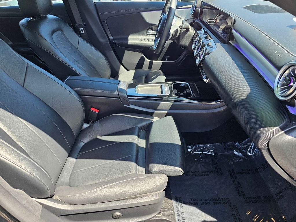 2025 Mercedes-Benz CLA CLA 250 - Photo 13