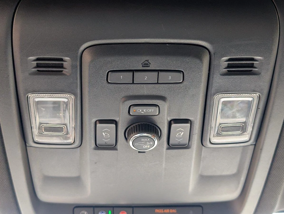Used 2021 SATIN STEEL METALLIC Chevrolet Premier image 20