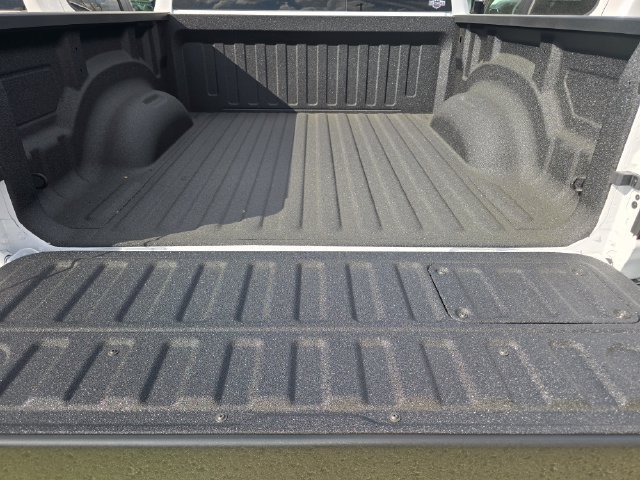 New 2026 Bright White Clear-Coat Exterior Paint RAM Laramie image 41