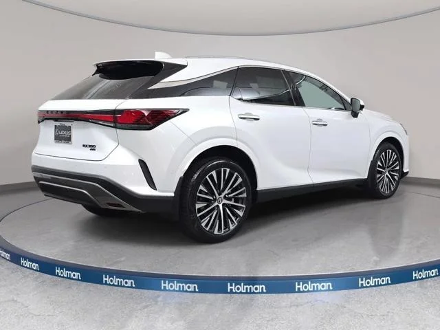 New 2026 Eminent White Pearl Lexus PREMIUM PLUS image 12
