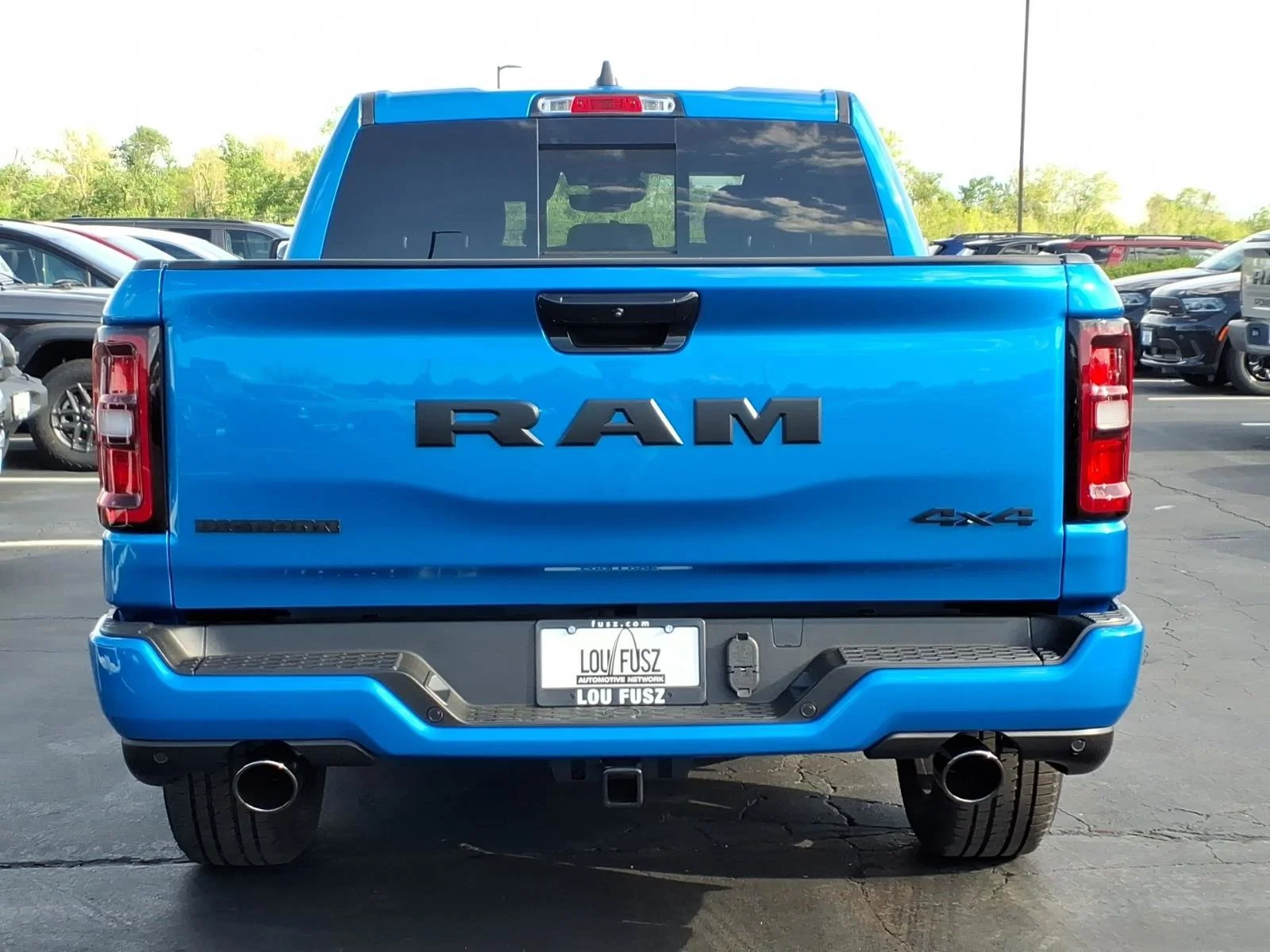 New 2026 Hydro Blue Pearl-Coat Exterior Paint RAM Big Horn/Lone Star image 18