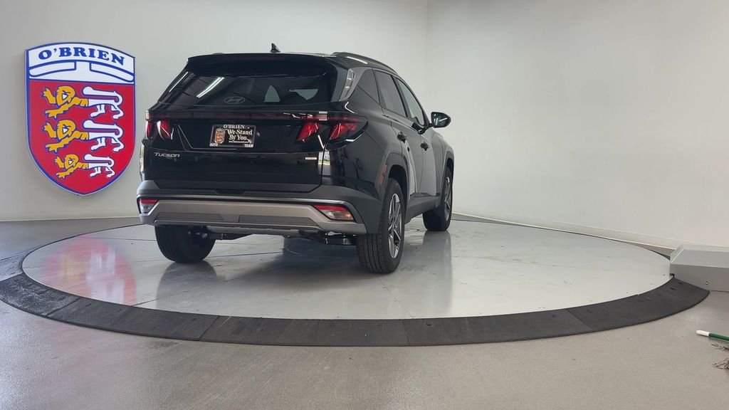 New 2026 Phantom Black Hyundai SEL AWD image 6