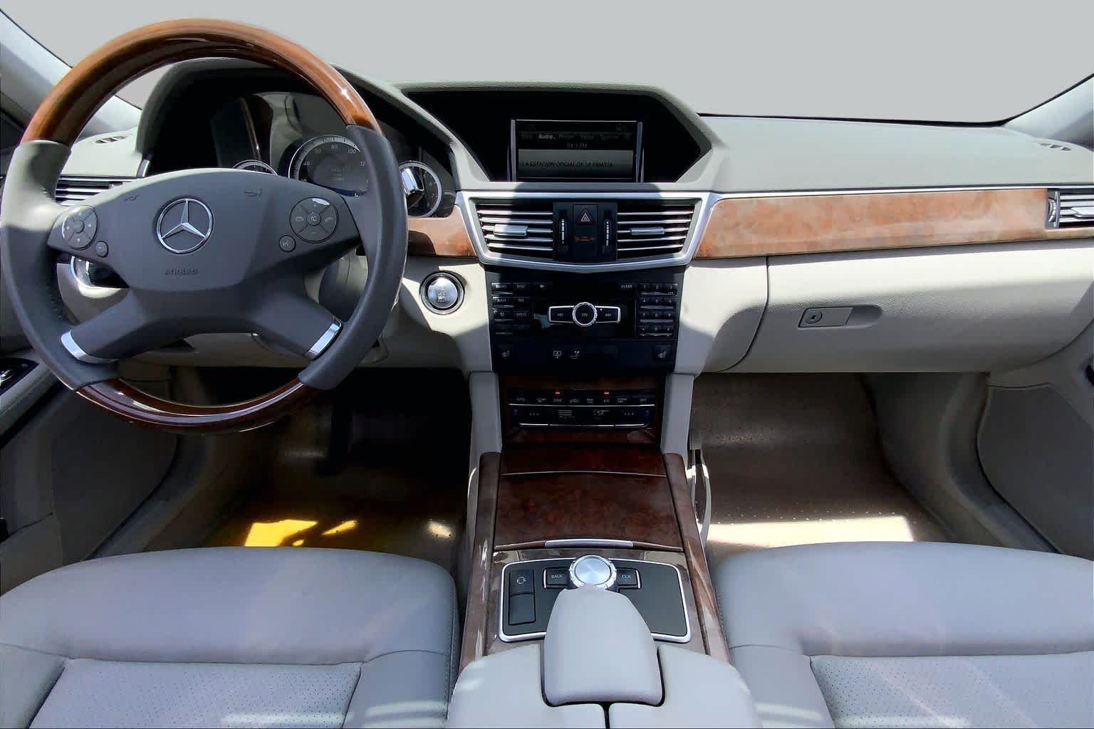 Used 2013 Palladium Silver Metallic Mercedes-Benz E 350 Luxury image 15