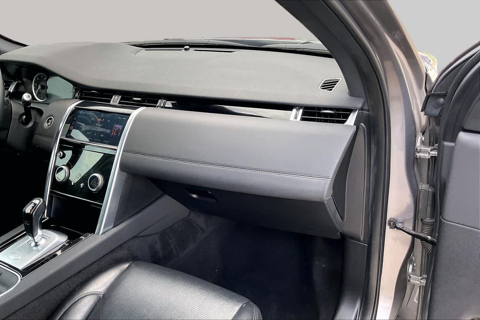 Used 2021 Eiger Grey Metallic Land Rover S image 19