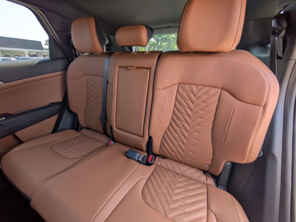 New 2026 Wolf Gray Kia X-Line image 15