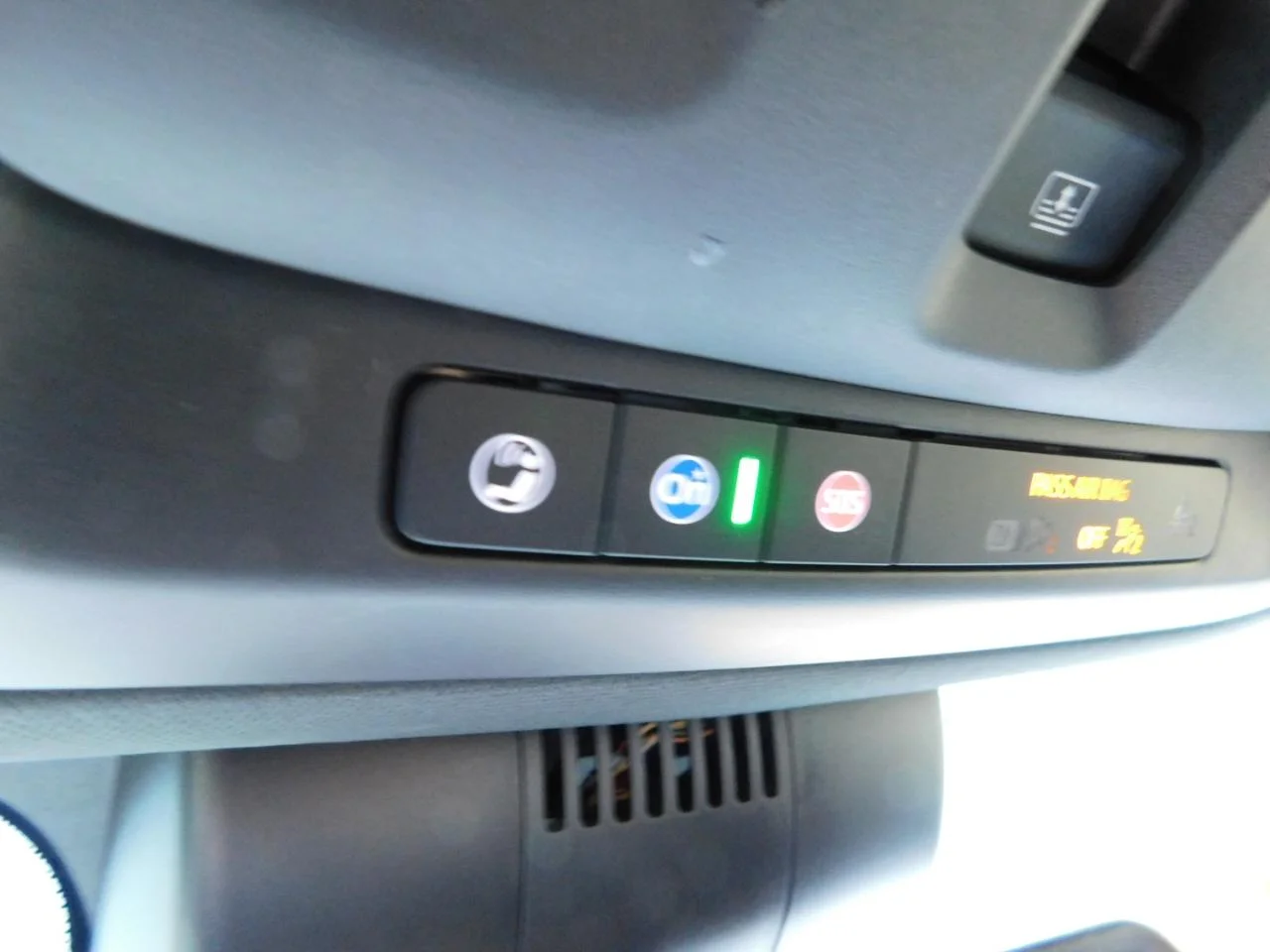 Used 2023 Iridescent Pearl Tricoat Chevrolet 2WD 4DR PREMIER image 49