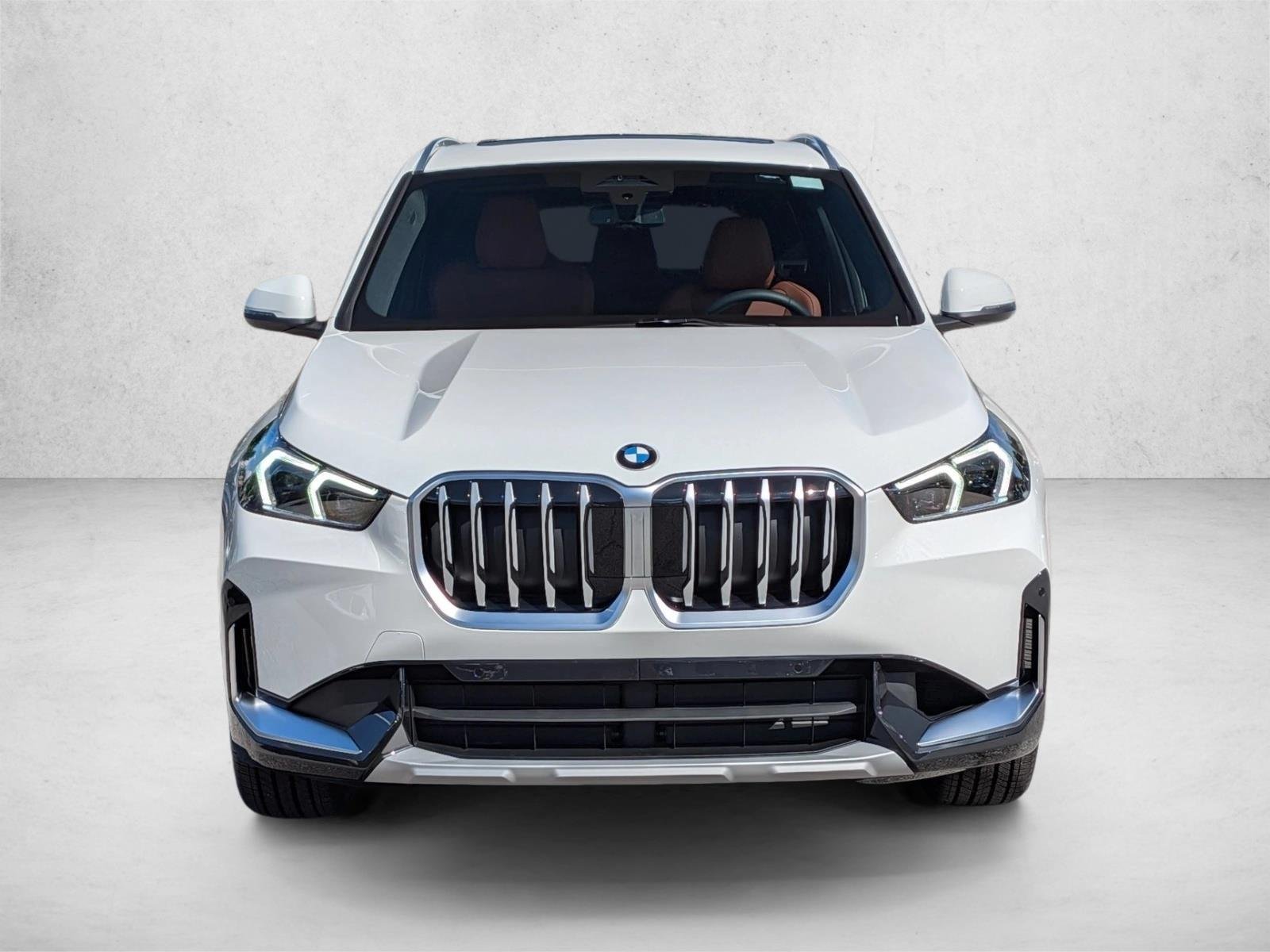 Used 2026 Alpine White BMW xDrive28i image 6