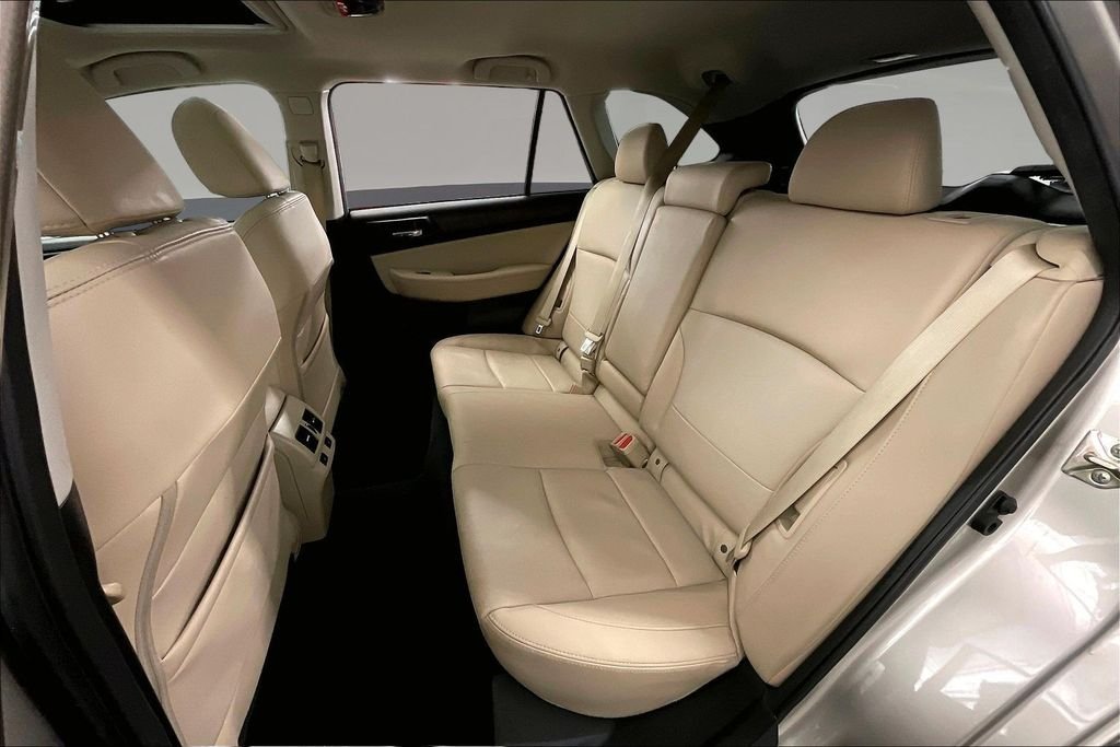 Used 2017 Gray Subaru 2.5i image 30