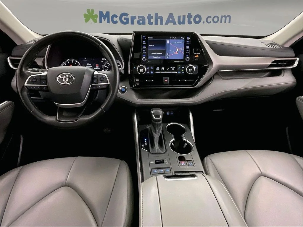 Used 2022 Gray Toyota XLE image 20