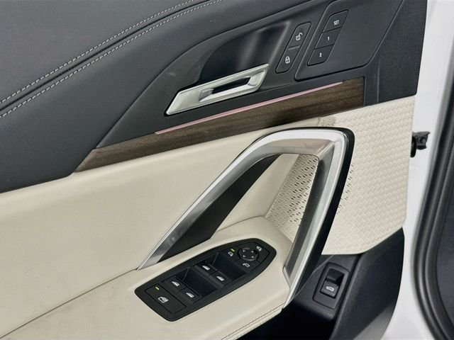 New 2027  BMW xDrive28i image 18