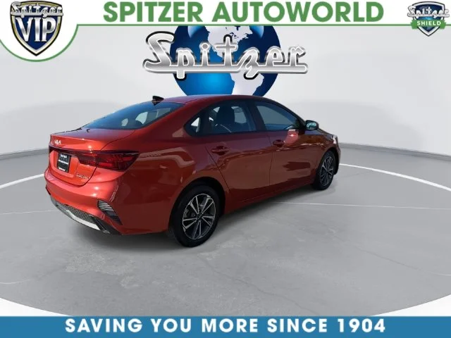 Used 2023 Red Kia LXS image 15