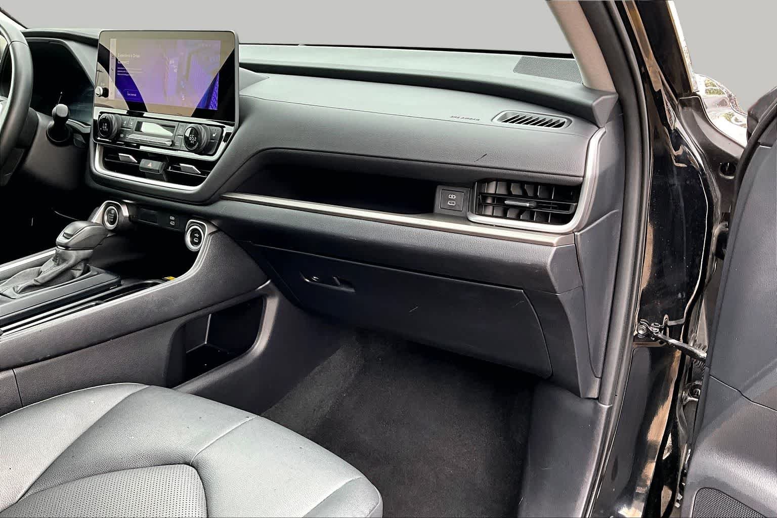 Used 2024 Midnight Black Metallic Toyota XLE image 18