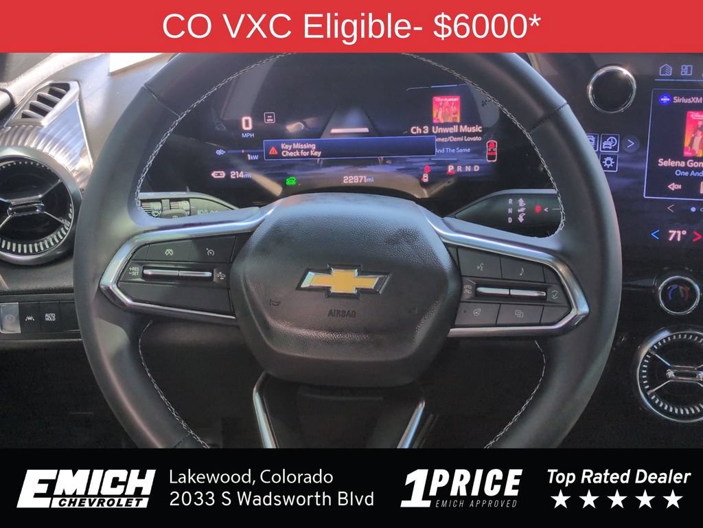 Used 2024 Summit White Chevrolet LT image 14