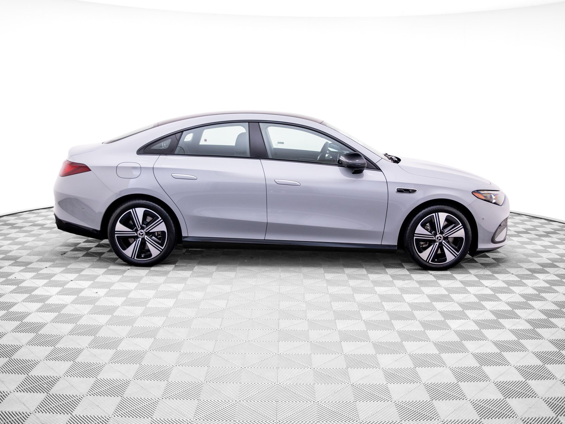 New 2027 Gray Mercedes-Benz CLA 250+ image 42