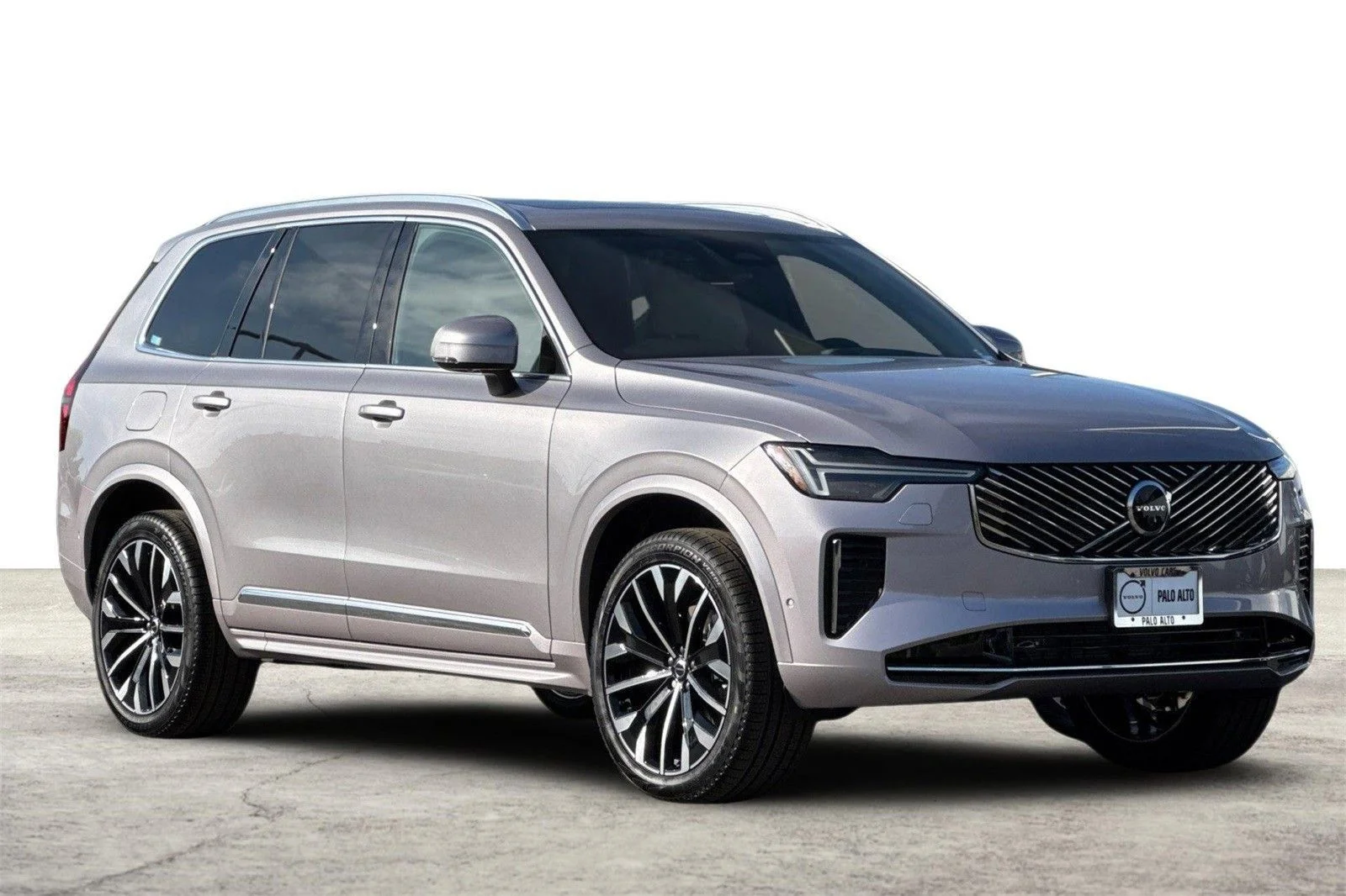 2026 Volvo XC90 Plus - Photo 11