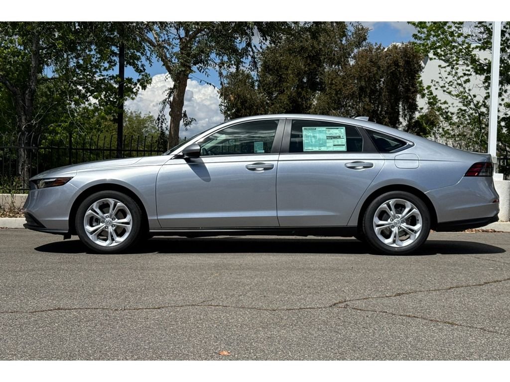 New 2026 Solar Silver Metallic Honda LX image 8