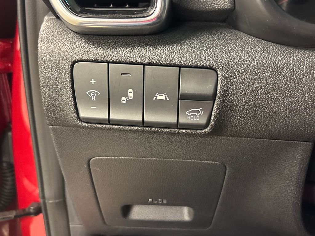 Used 2022 Red Kia SX image 37