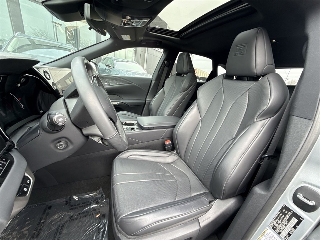 2024 LEXUS RX - Image 10