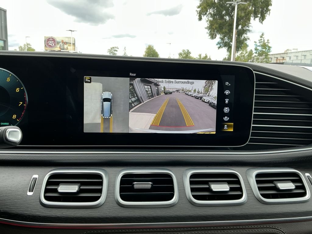 Used 2020 Silver Mercedes-Benz GLS 580 image 16