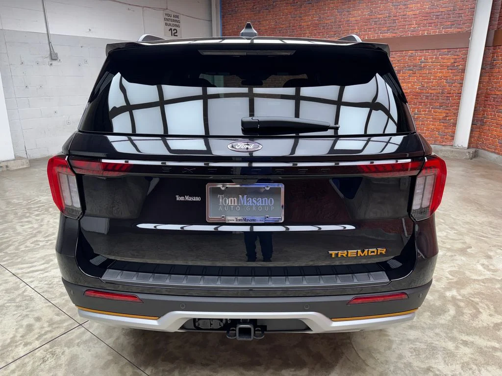 New 2026 Agate Black Metallic Ford Tremor® image 4