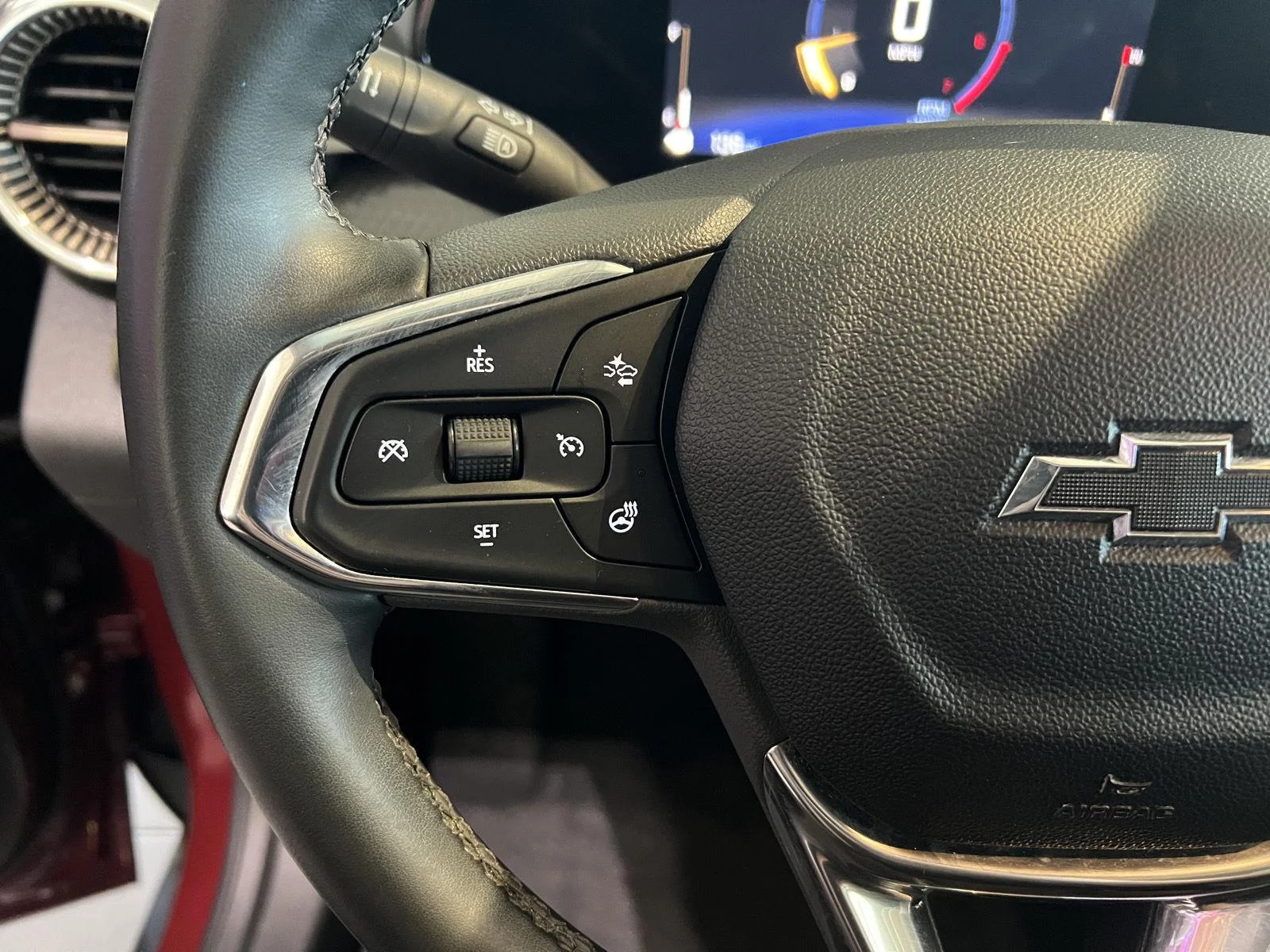 Used 2024 Crimson Metallic Chevrolet ACTIV image 18