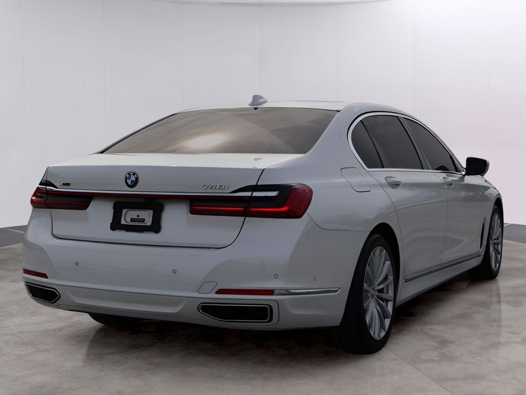 Used 2021 Mineral White Metallic BMW 740i xDrive image 7