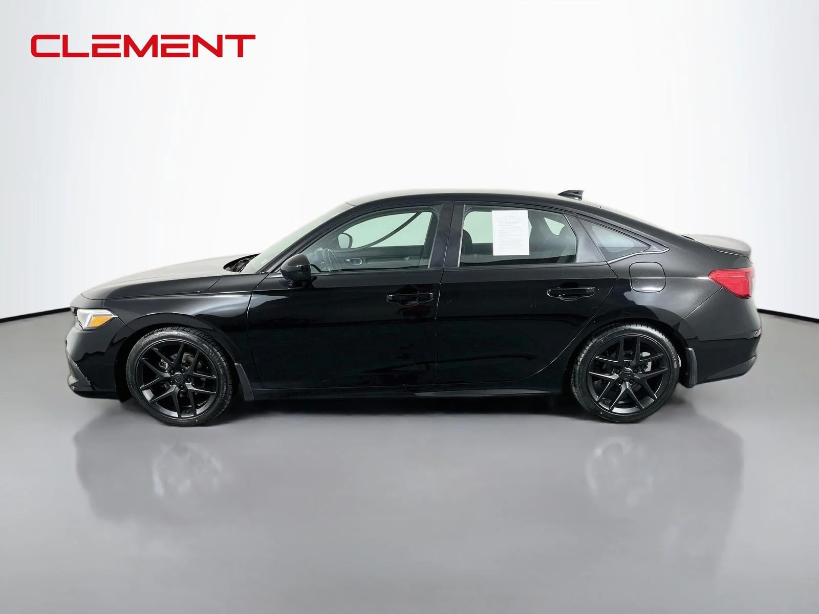 Used 2024  Honda Sport image 5