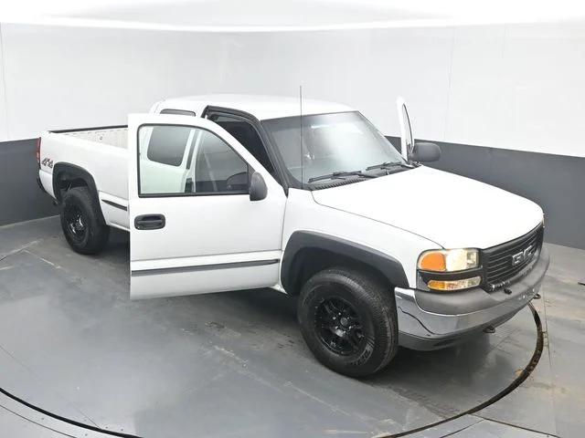 Used 2000  GMC SLE image 42