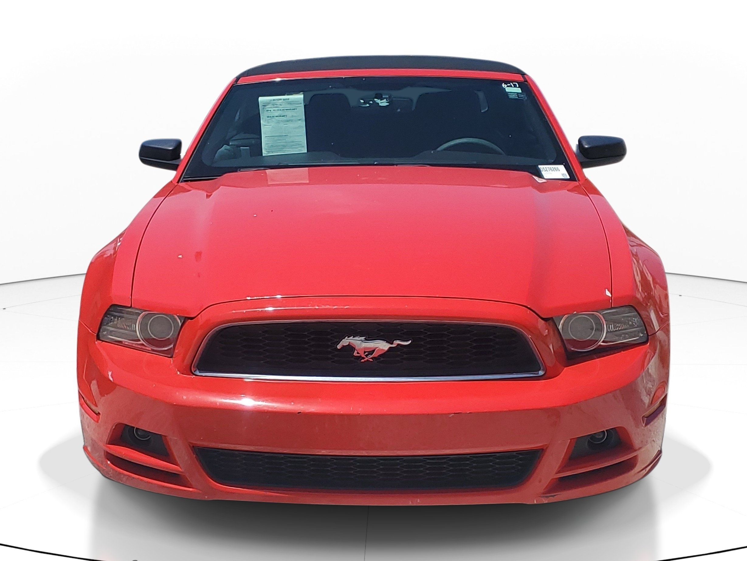Used 2013 Red Ford V6 image 2