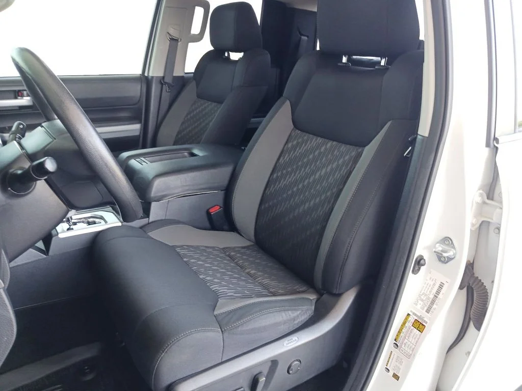 Used 2021 White Toyota SR5 image 25