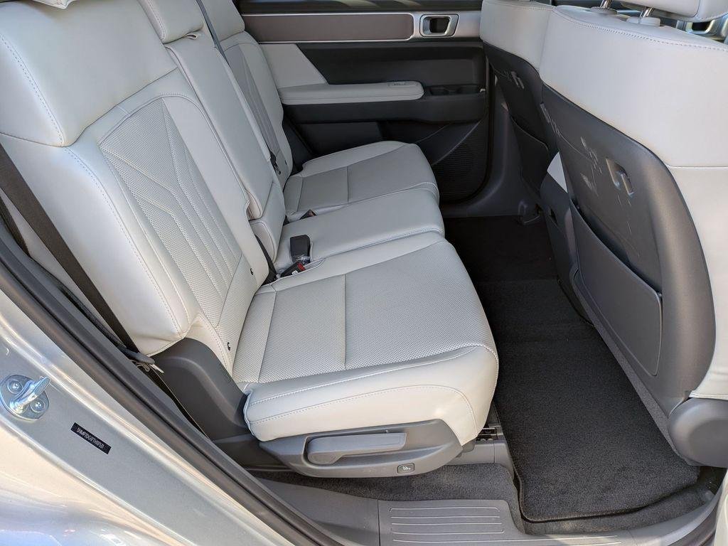 New 2026 Silver Hyundai SEL image 29