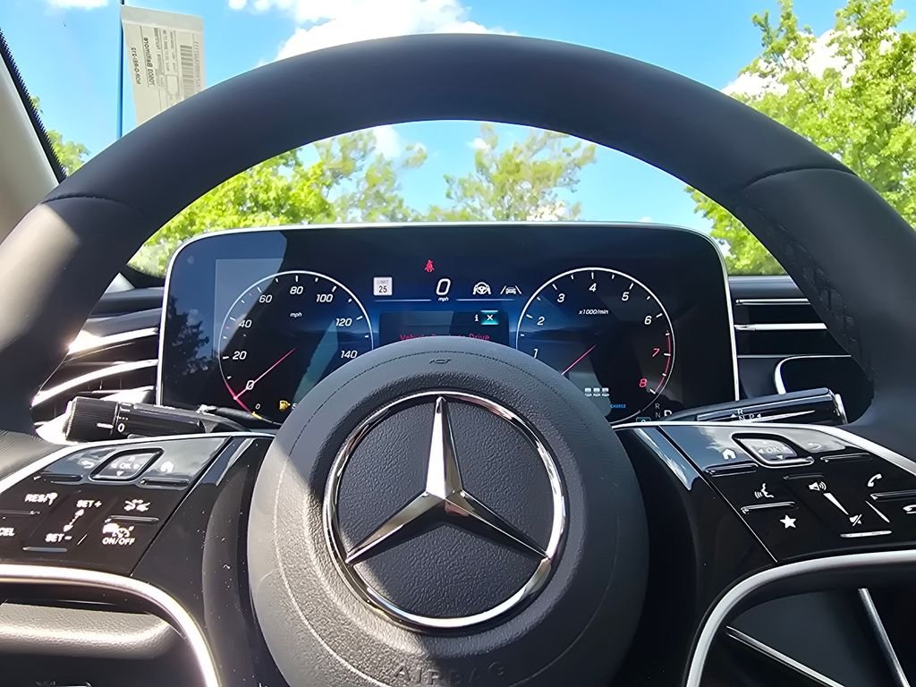 New 2027 Polar White Mercedes-Benz E 350 image 29