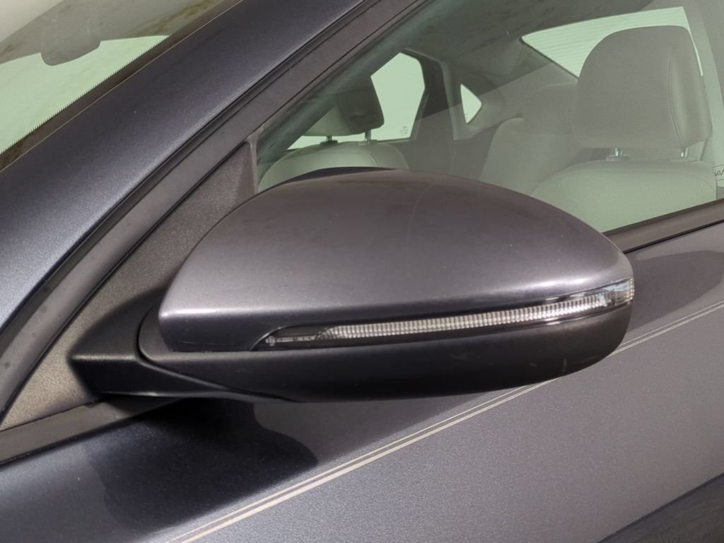 2023 Kia Forte LXS - Photo 12