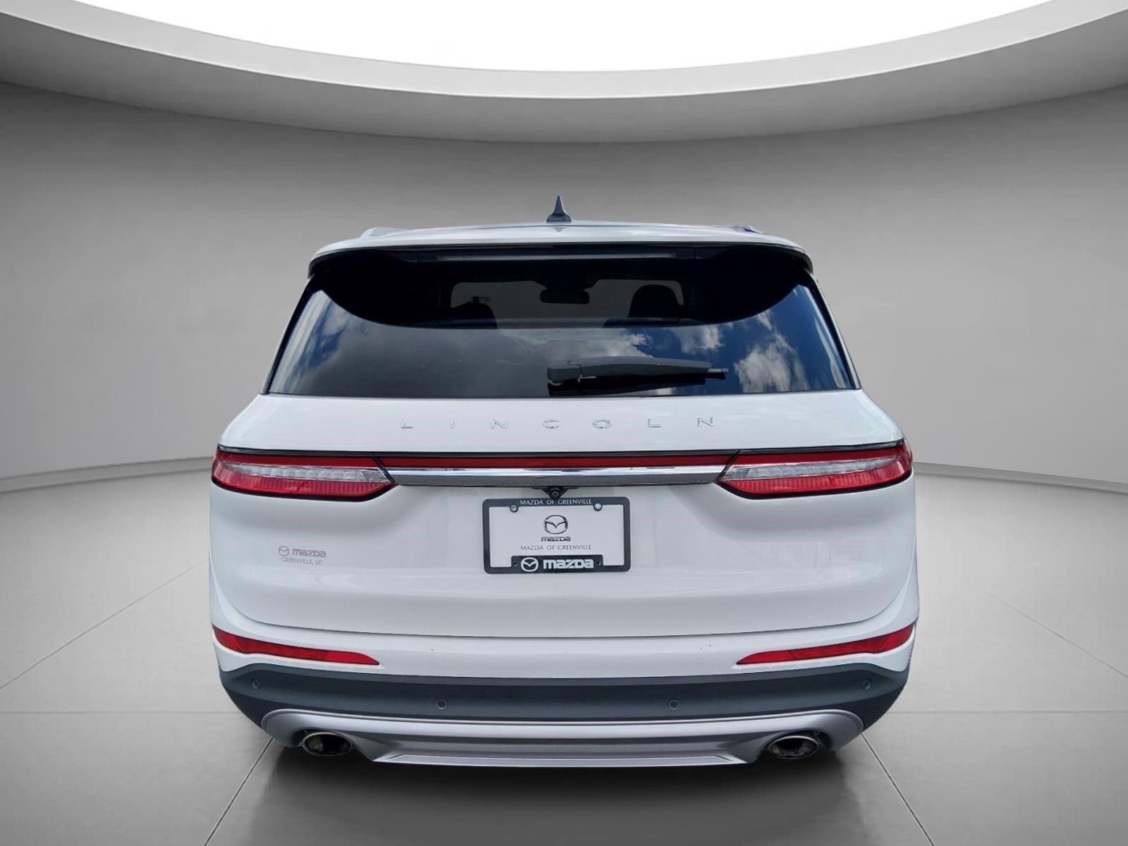 Used 2022 Pristine White Metallic Tri-Coat Lincoln Standard image 4