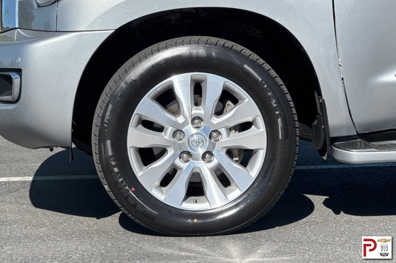 Used 2019 Silver Toyota Platinum image 35