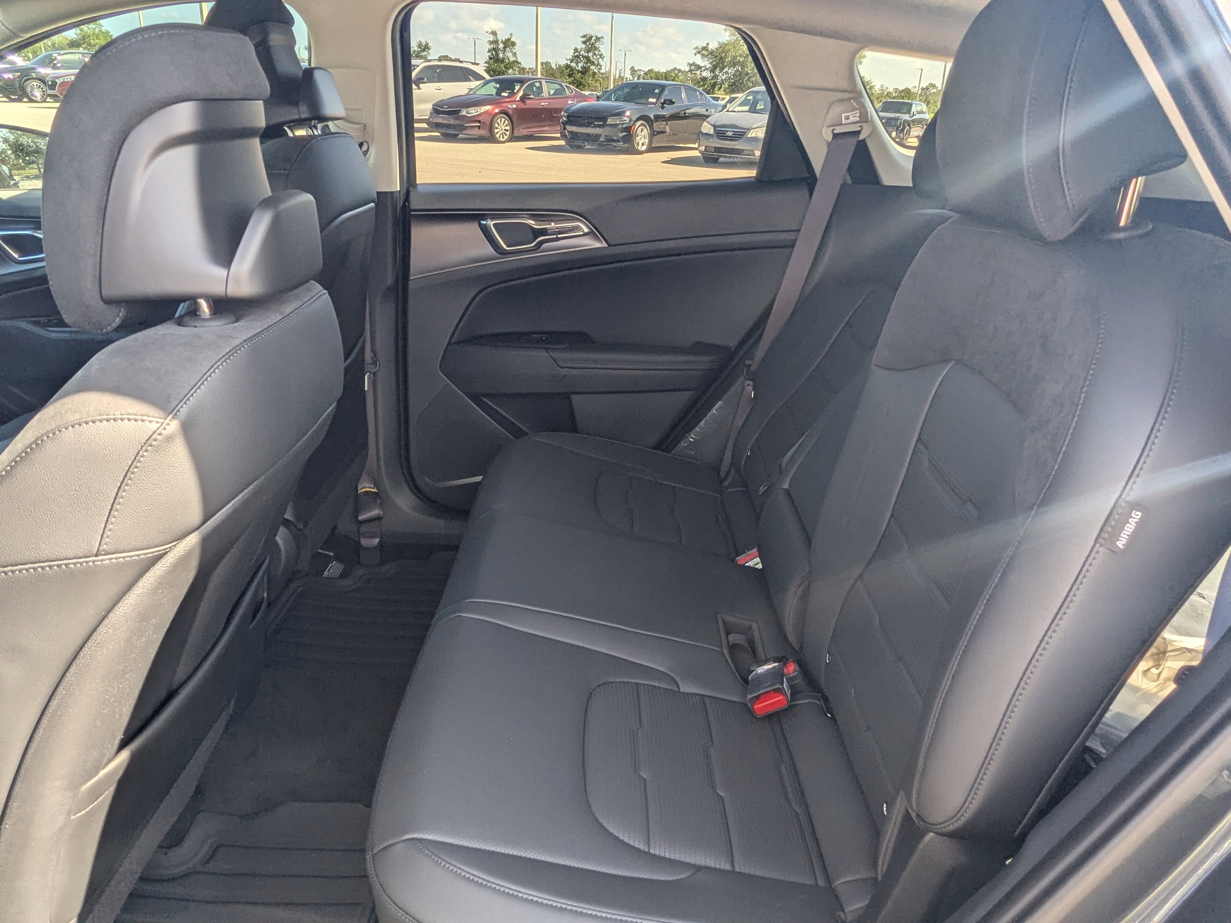 New 2026 Gravity Gray Kia SX Prestige image 18