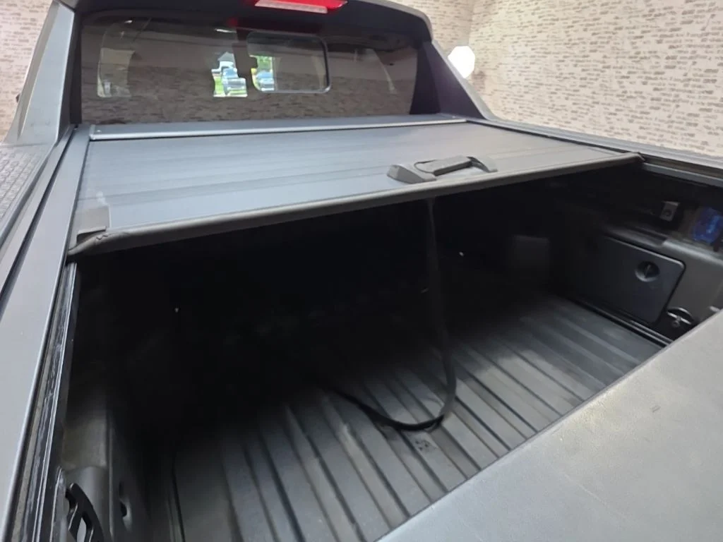Used 2023 Blue / Stone Hyundai SEL image 11